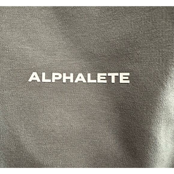 Alphalete Womens Essential Core Shorts Concrete Mid Rise Size Large NWT - Picture 7 of 10